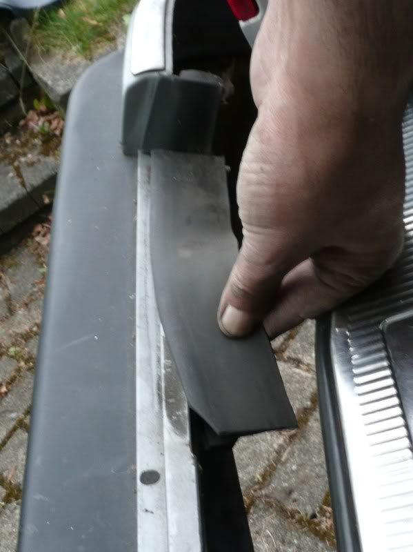 HOW TO Replace rear bumper W124 Estate Bodywork UK